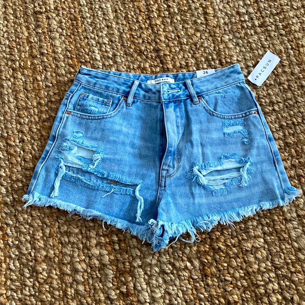 PacSun vintage high waisted distressed denim shorts Brand New